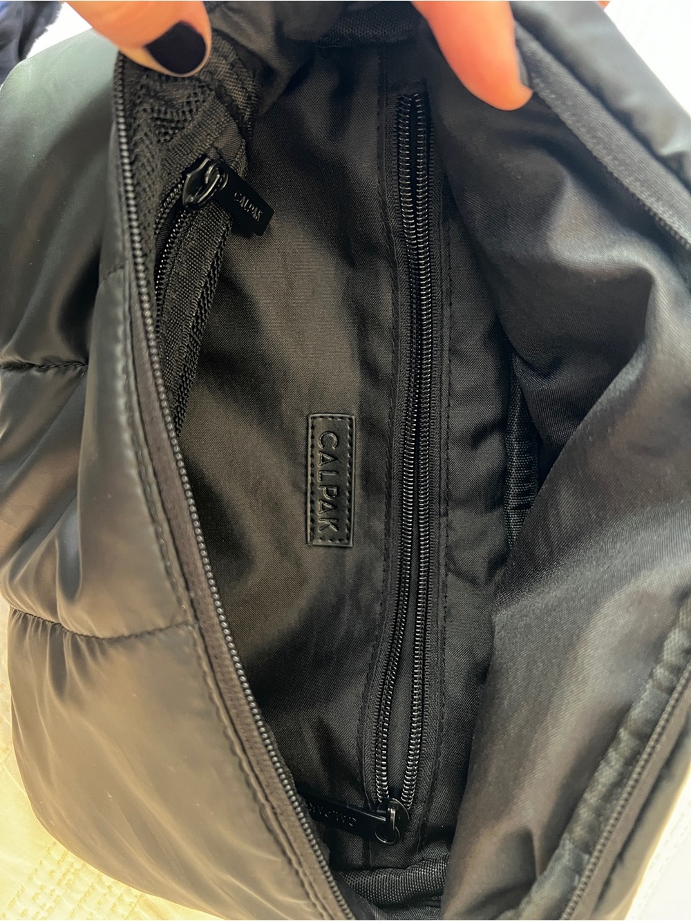 CalPak Luka Belt bag matte black - Picture 3 of 6